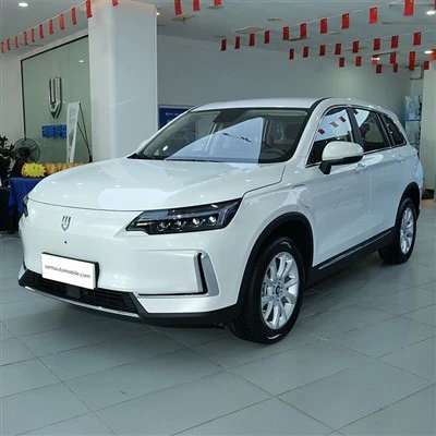 SUV Skyworth EV 6 2025